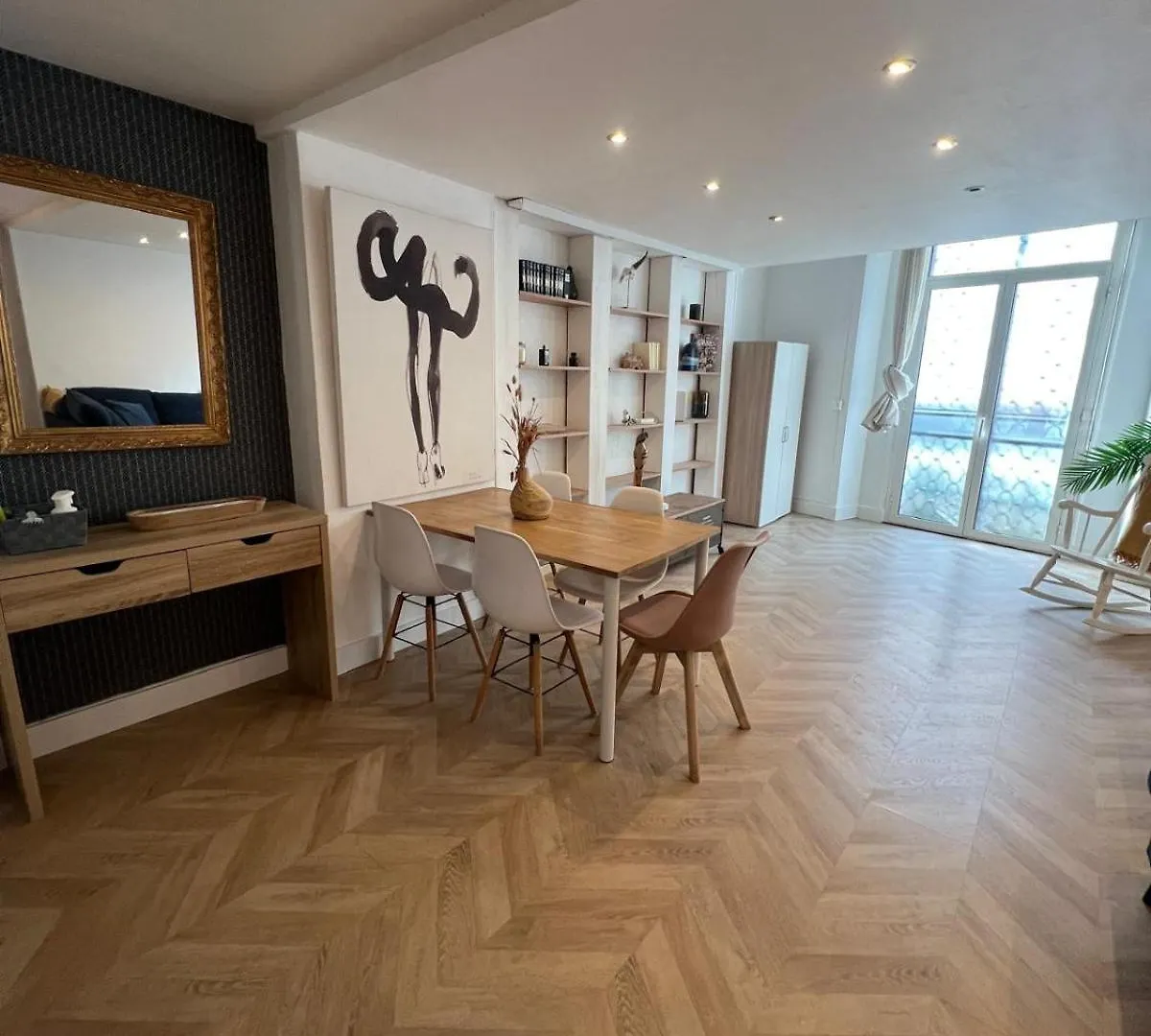 Apartment Loft Moderne Dans Le Centre De Cannes