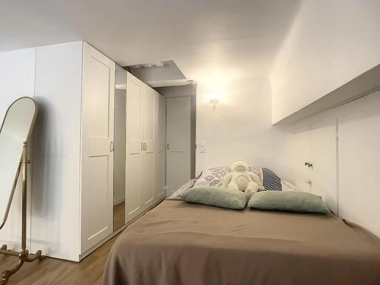 Loft Moderne Dans Le Centre De Cannes Apartment